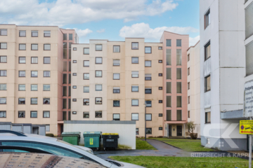 Attraktive 3-Ziimmer-Eigentumswohnung in Marktredwitz – Mit Balkon, Garage und herrlicher Aussicht!, 95615 Marktredwitz, Etagenwohnung